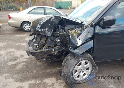 2011 Honda Ridgeline Rts from USA, damaged, VIN 5FPYK1F44BB002245